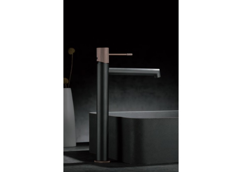 Monocommande lavabo bec haut Line